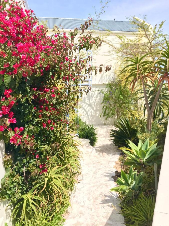 Perfect 10 - 10 To 13 Sleeper Luxury Holiday Home Breakage Deposit Of R2500 Per Weekend Lease Langebaan Luaran gambar