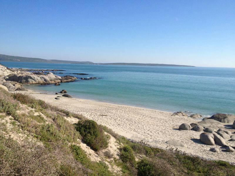Perfect 10 - 10 To 13 Sleeper Luxury Holiday Home Breakage Deposit Of R2500 Per Weekend Lease Langebaan Luaran gambar