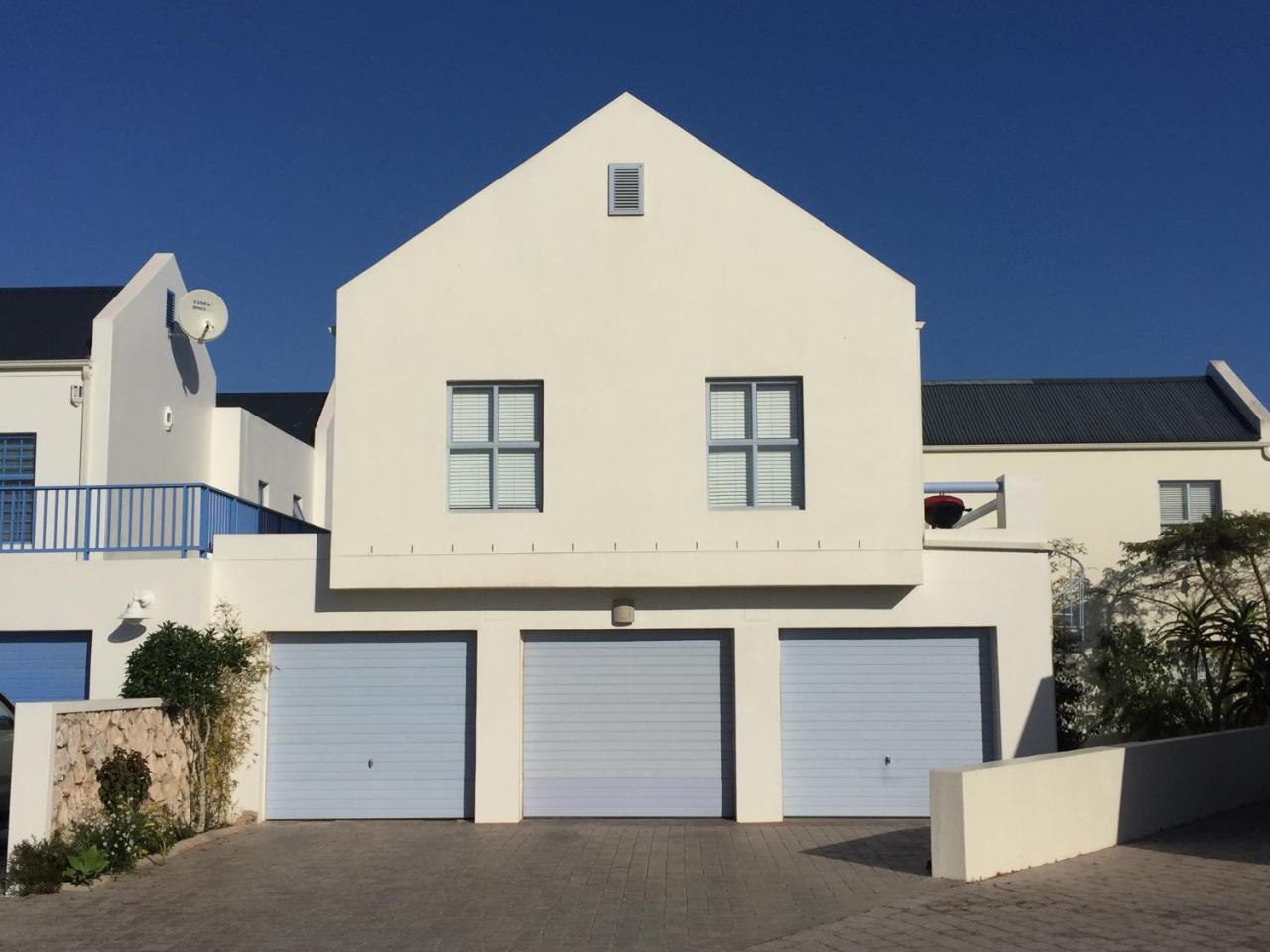 Perfect 10 - 10 To 13 Sleeper Luxury Holiday Home Breakage Deposit Of R2500 Per Weekend Lease Langebaan Luaran gambar