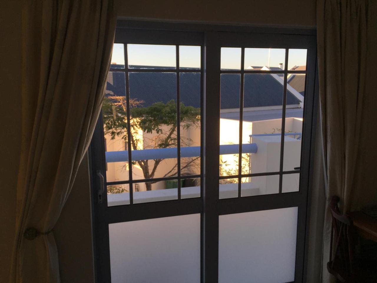 Perfect 10 - 10 To 13 Sleeper Luxury Holiday Home Breakage Deposit Of R2500 Per Weekend Lease Langebaan Luaran gambar