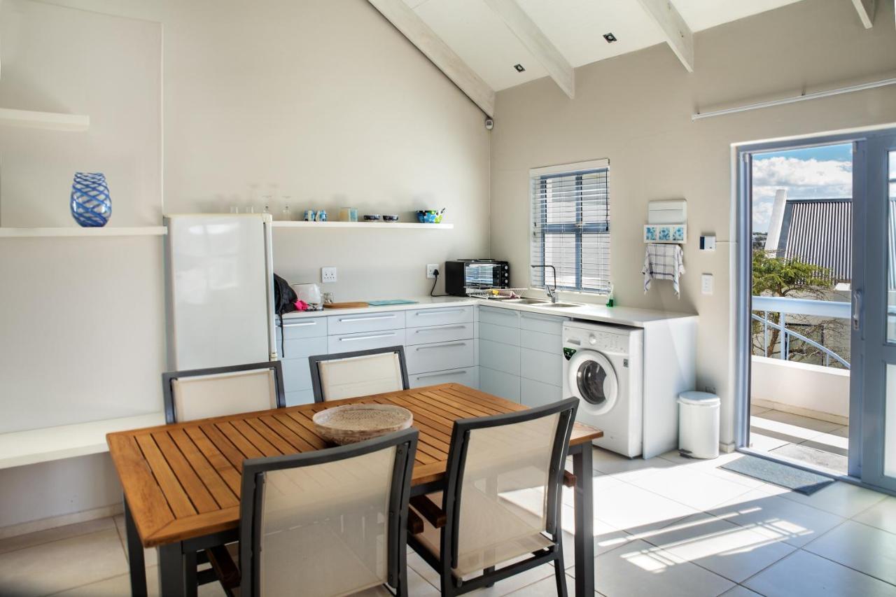 Perfect 10 - 10 To 13 Sleeper Luxury Holiday Home Breakage Deposit Of R2500 Per Weekend Lease Langebaan Luaran gambar